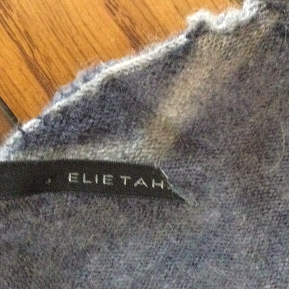 Elle Tahari Top - Picture 6 of 7